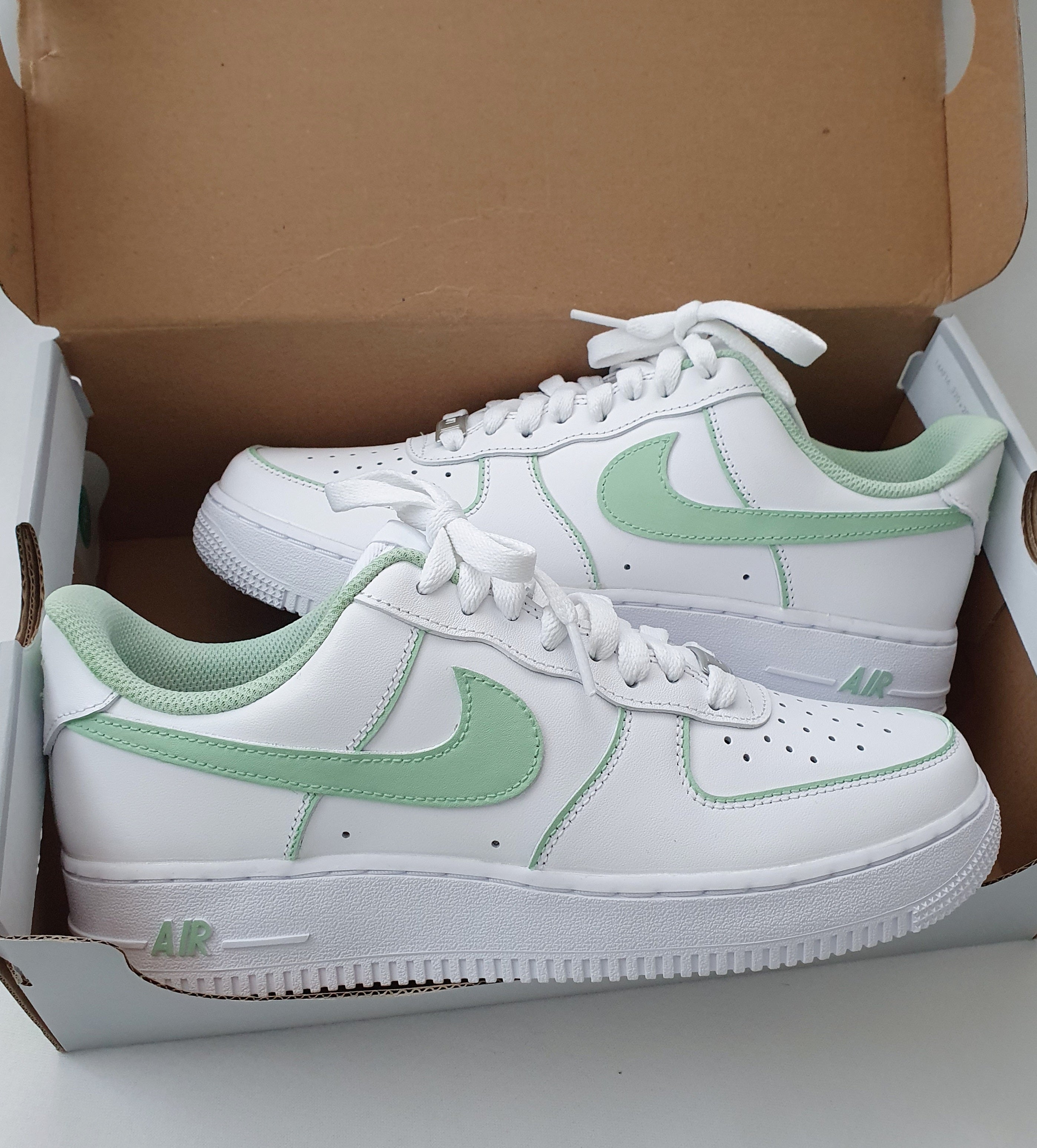 Nike Air Force 1 Sage green