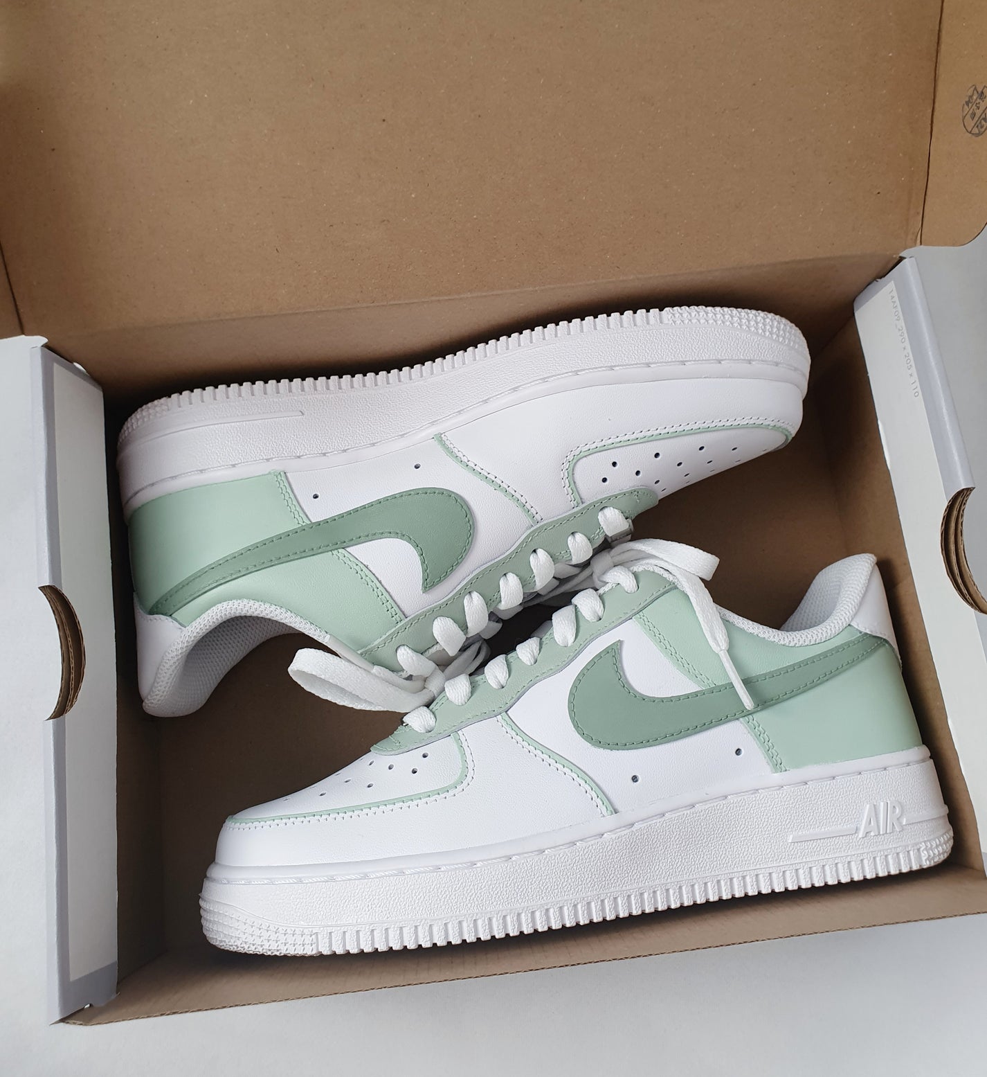 Nike Air Force 1 'Matcha' – Sneakuniq