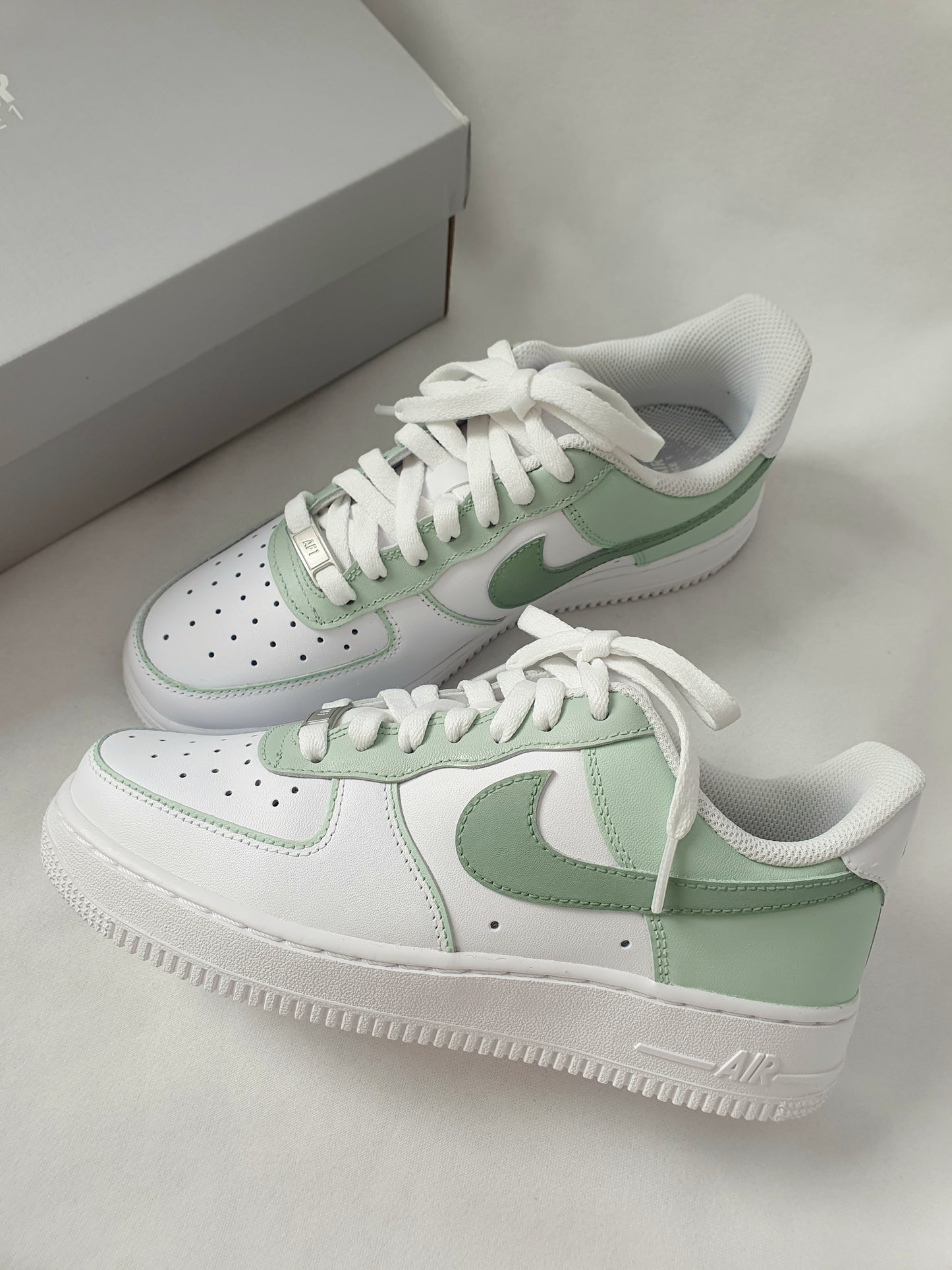 Nike Air Force 1 'Matcha'